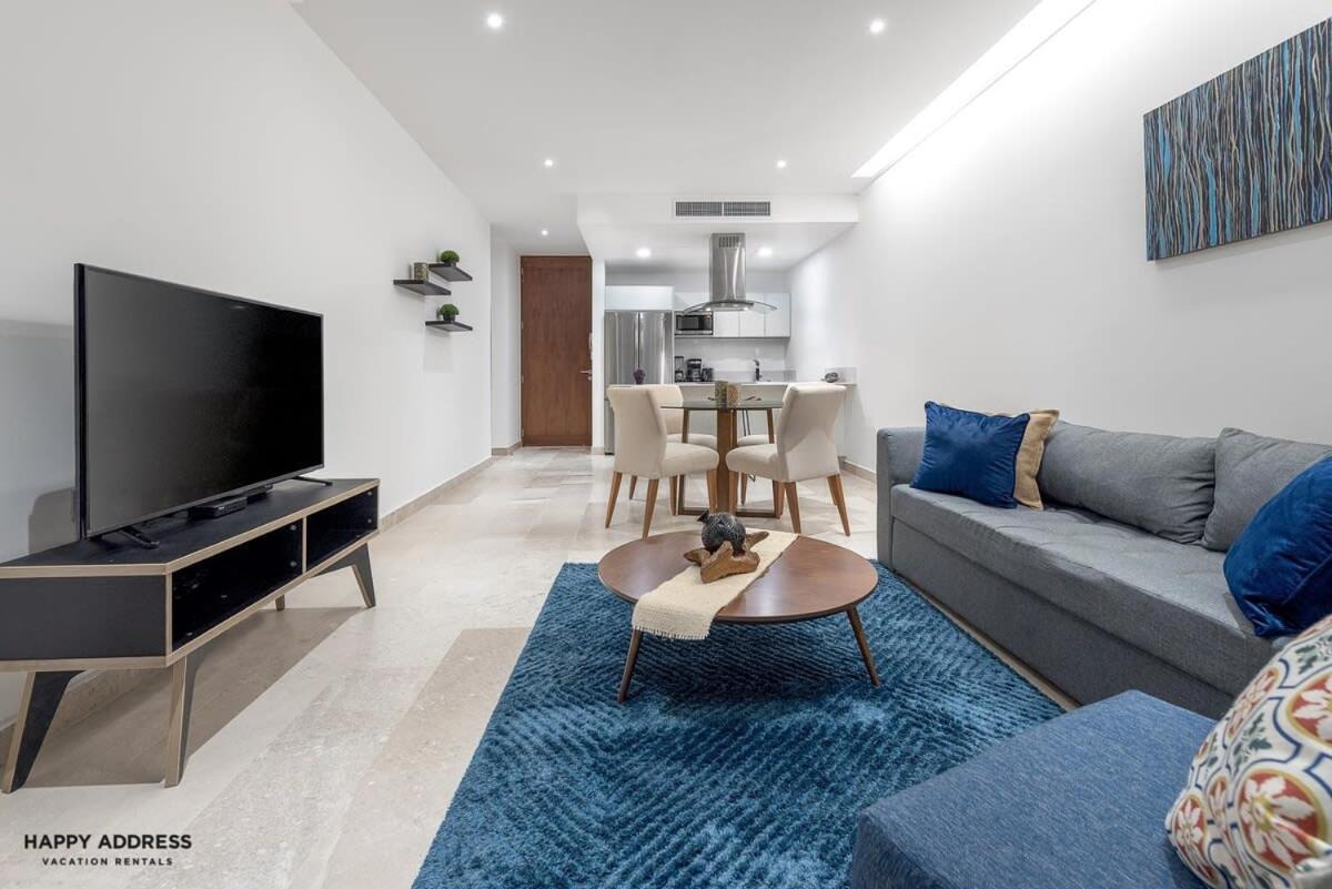 Trendy 1 Bedroom Apartment In Cruz Con Mar Brand New Building Playa del Carmen Bagian luar foto