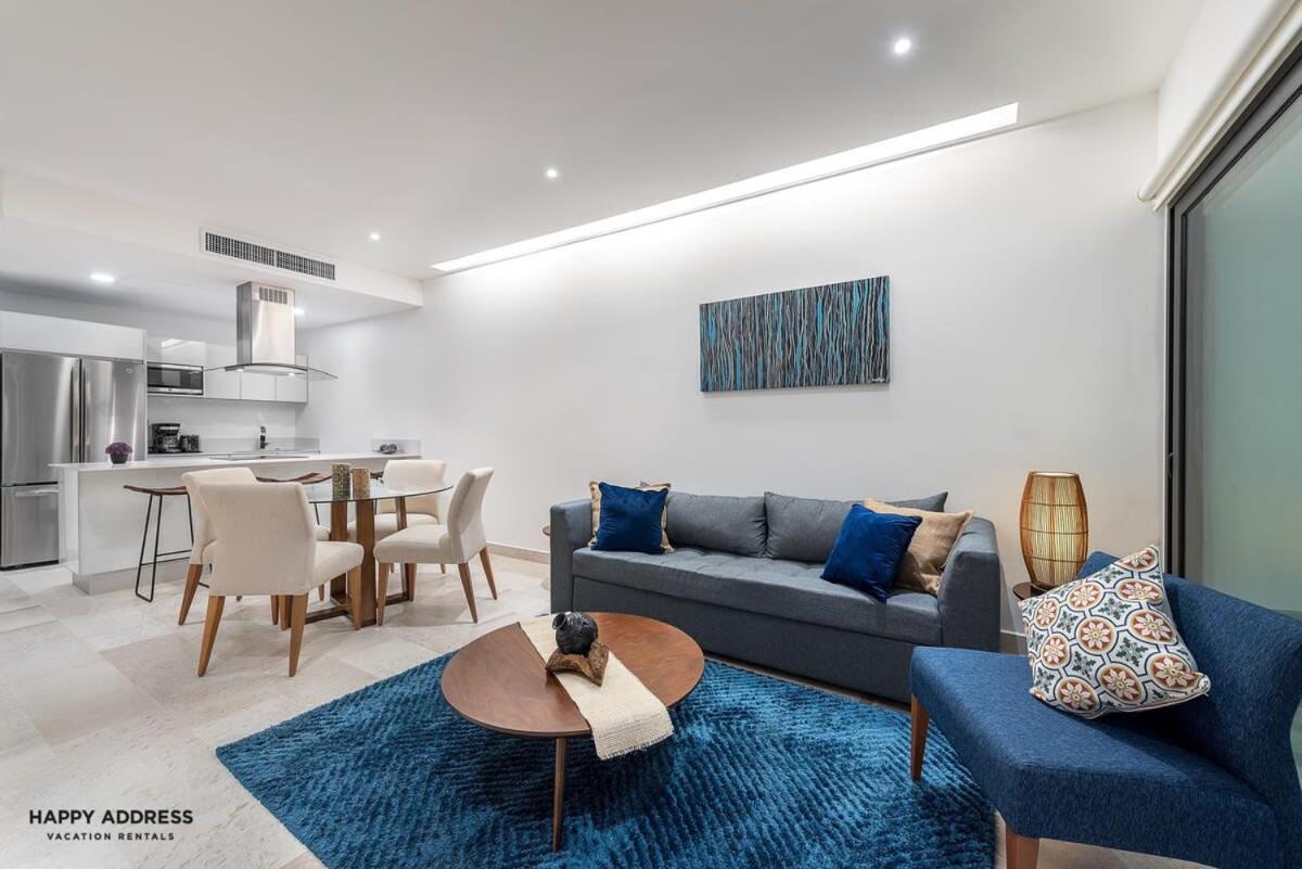 Trendy 1 Bedroom Apartment In Cruz Con Mar Brand New Building Playa del Carmen Bagian luar foto